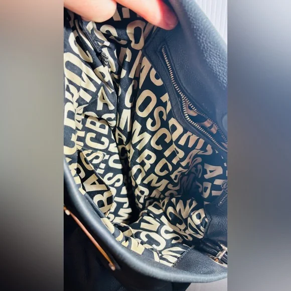 Marc by Marc Jacobs Black Leather Hobo Bag - Picture 5 of 10